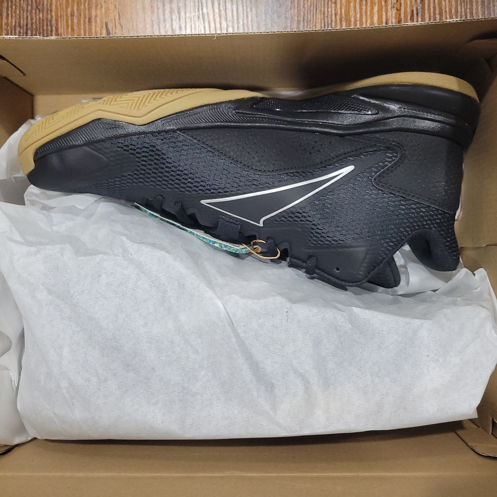 Reebok More Buckets GY5470